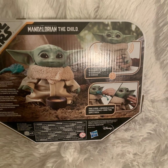 Star Wars Mandalorian The Child Talking Plush Doll - Picture 9 of 11